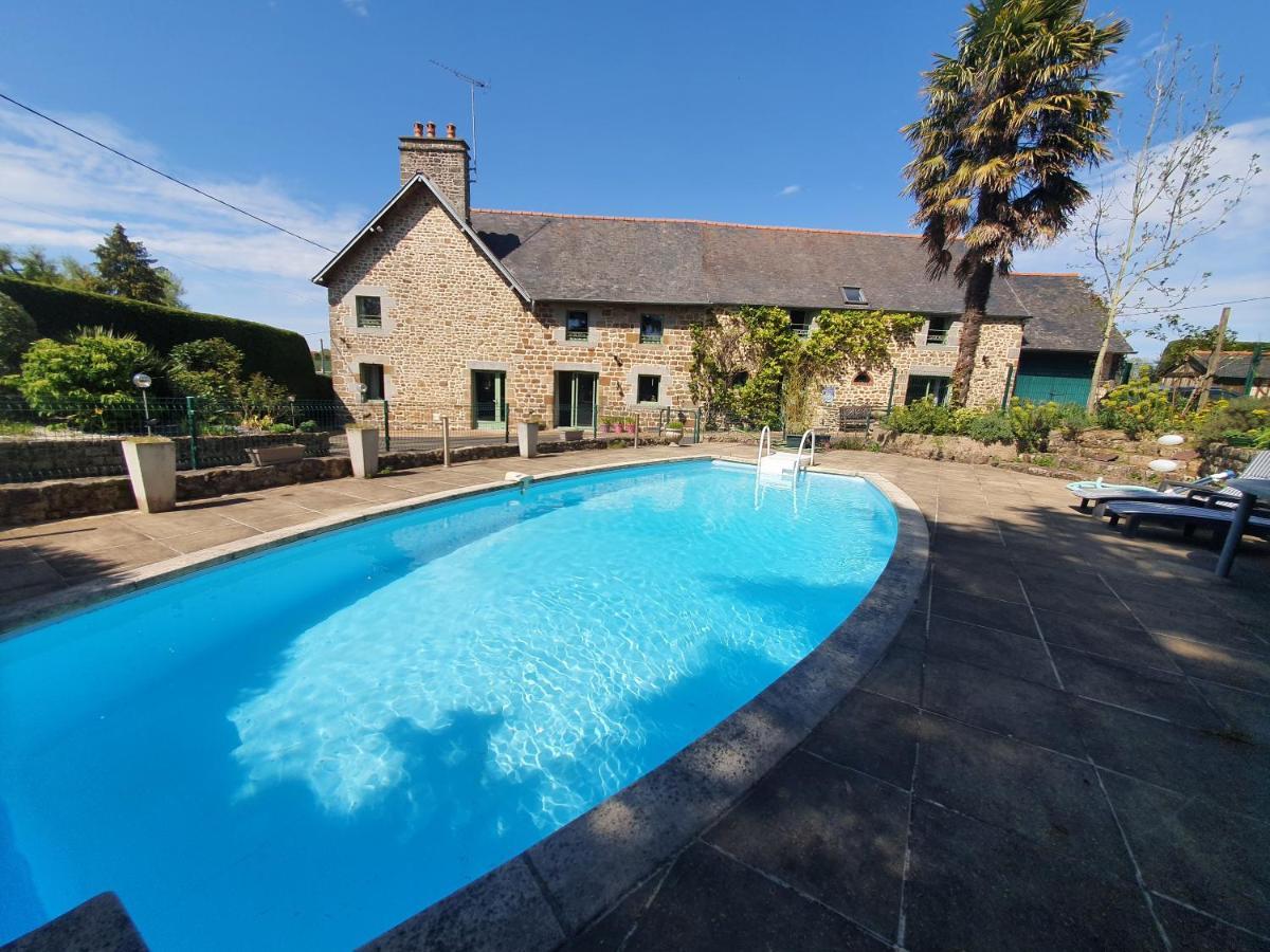 Chambres D'Hotes Avec Piscine Aux Agapanthes De Cromel - Mont Saint Michel Exteriér fotografie