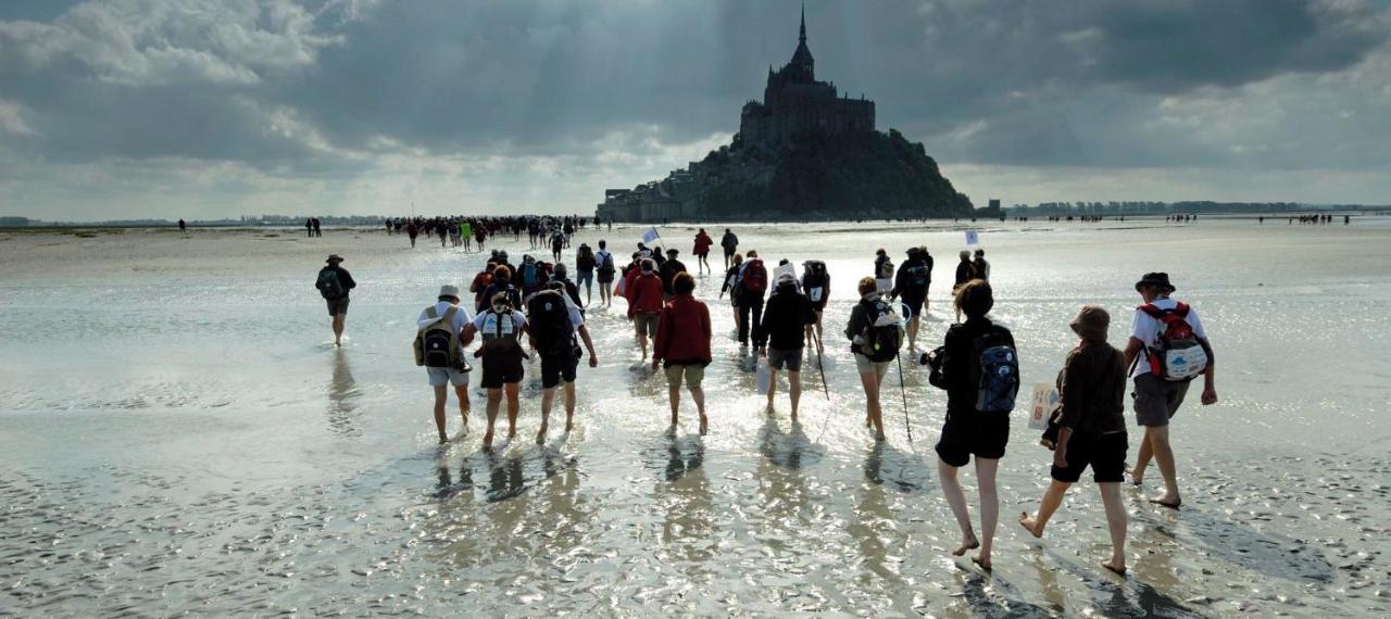 Chambres D'Hotes Avec Piscine Aux Agapanthes De Cromel - Mont Saint Michel Exteriér fotografie